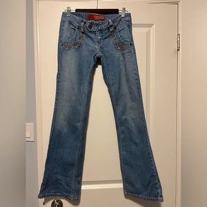 Floral embroidered early 2000s guess jeans low rise